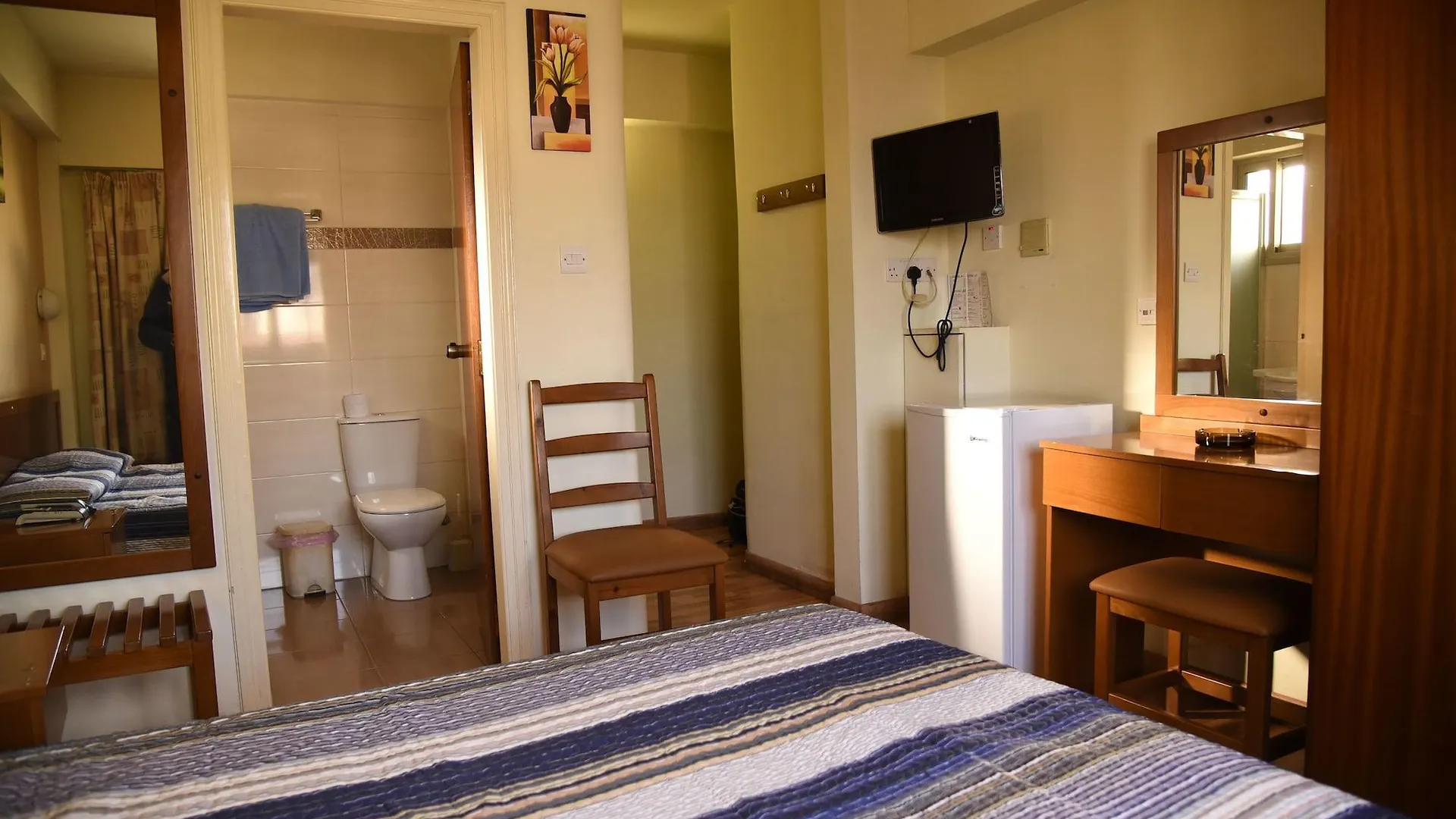 Elysso Hotel Larnaca