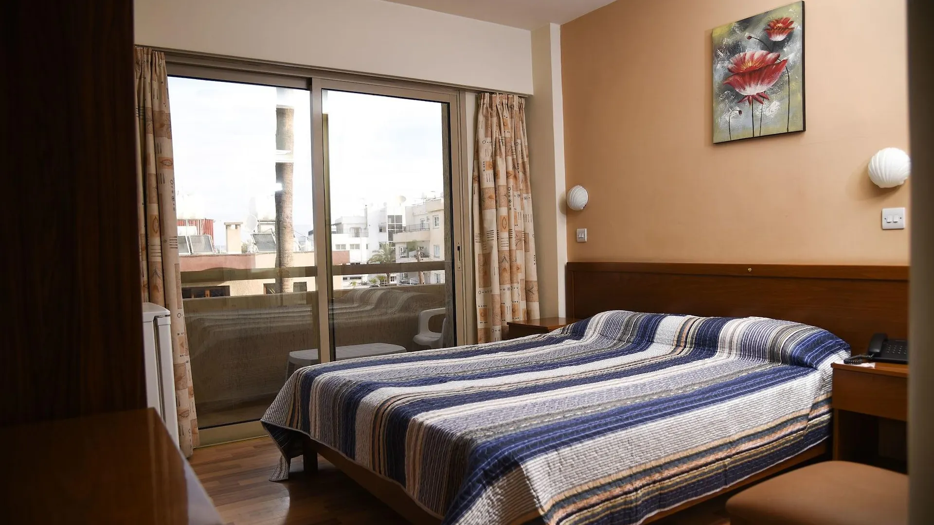**  Elysso Hotel Larnaca Cyprus
