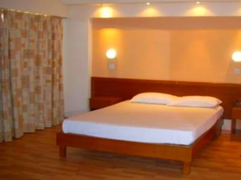 Elysso Hotel Larnaca